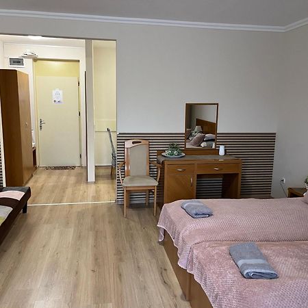 Brookforest Apartman Hajduszoboszlo Bagian luar foto