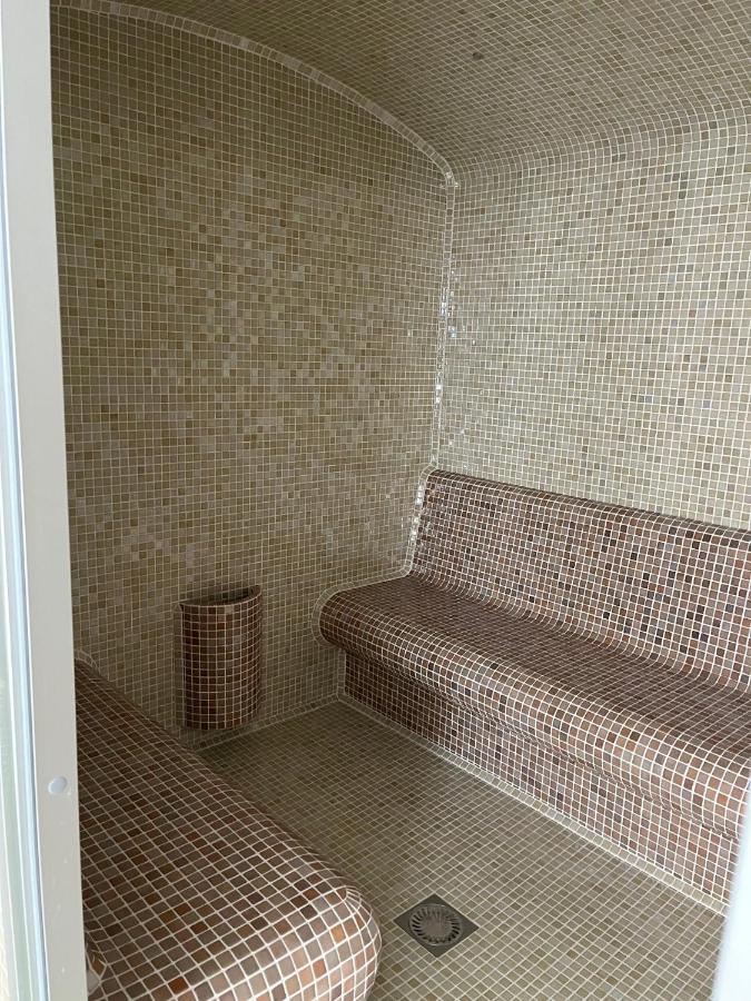 Brookforest Apartman Hajduszoboszlo Bagian luar foto